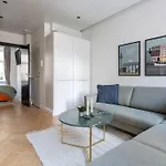 Extravagant-2 Bedrooms-bronze Apartamento