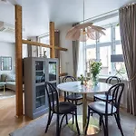 Extravagant-2 Bedrooms-bronze *
