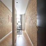 Extravagant-2 Bedrooms-bronze *