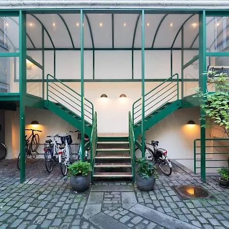 Extravagant-2 Bedrooms-bronze Apartment Copenhagen