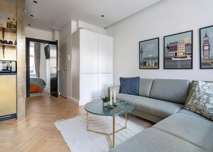 Extravagant-2 Bedrooms-bronze Apartment