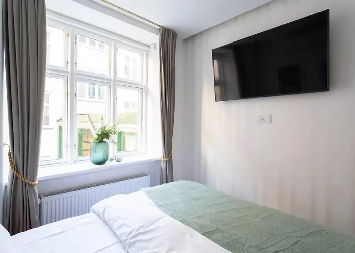 Extravagant-2 Bedrooms-bronze Apartment Copenhagen