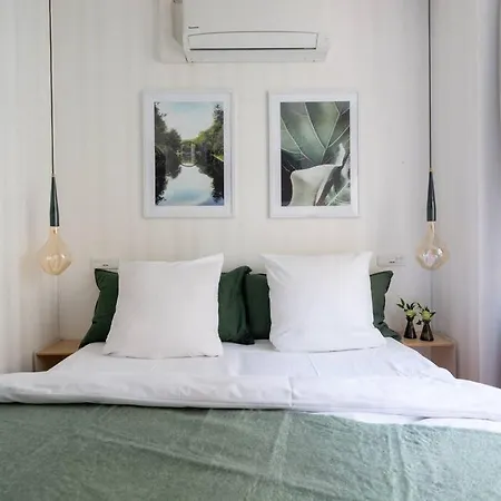 Апартаменты Extravagant-2 Bedrooms-bronze Копенгаген