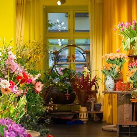 Апартаменты Extravagant-2 Bedrooms-bronze *